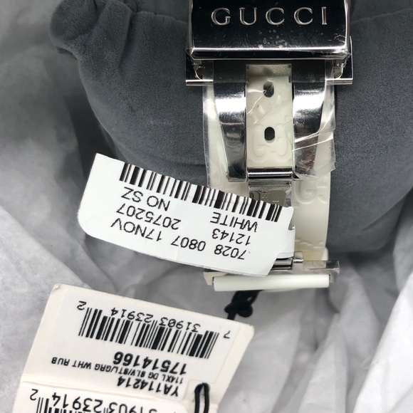 Gucci 44mm digital watch - Picture 4 of 8